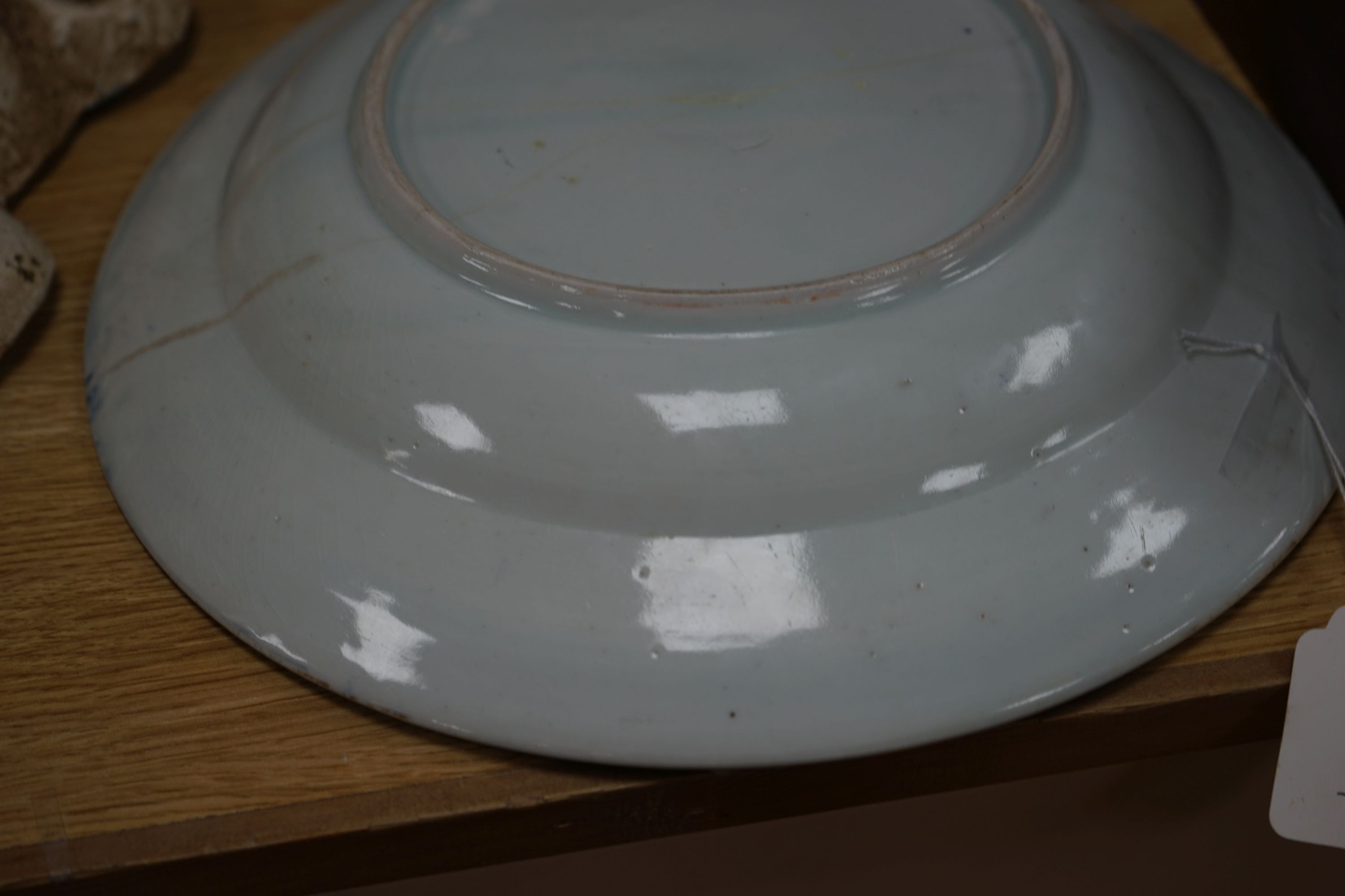 A Japanese blue and white dish, a Chinese blue and white meiping and a clobbered plate 33cm